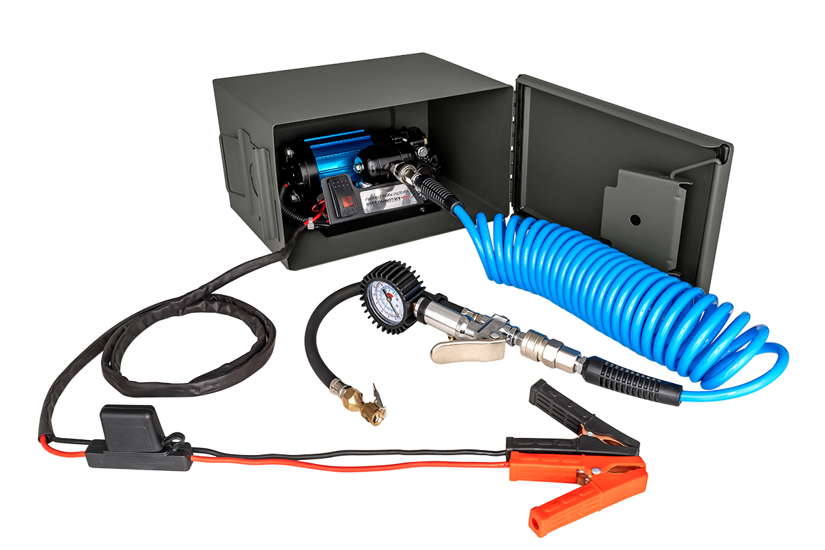 Компрессор автомобильный переносной 12V YURUI 84,95 л/мин 10,21 атм