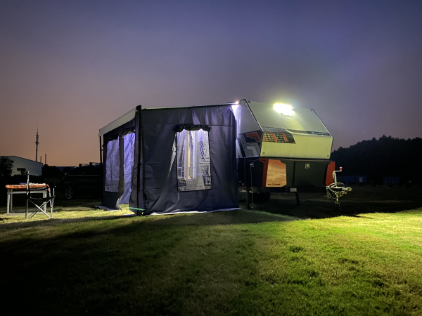 Стенки к автомобильной маркизе серии RIF5533 2,5х2 м