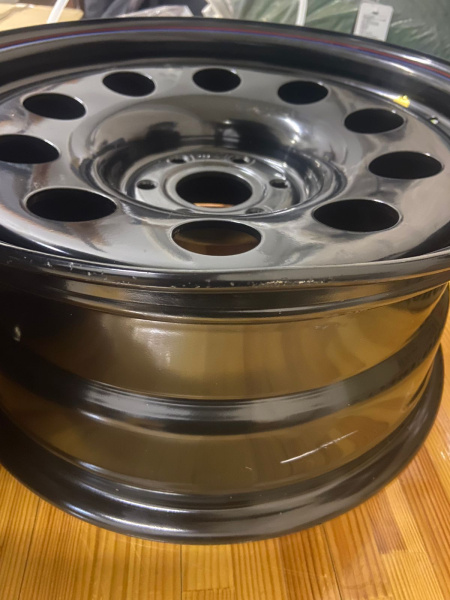 Диск усиленный Nissan Navara D40 3.0TD стальной черный 6x114,3 8xR17 d66 ET+25 (уценка)