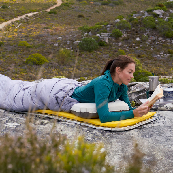 3 Коврик надувной Naturehike 183х53х3,5 см, овальный, желтый