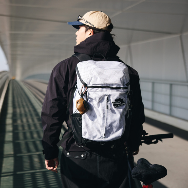 Рюкзак туристический Naturehike Helium Series 25 л, белый