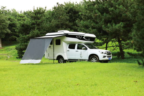 Стенка солнцезащитная (санблокер) к кассетной маркизе РИФ серии 5533, 5833, 5933, 4,5х2.1м