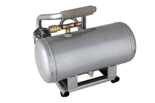 Пневмосистема компл. 39,6 л/мин 10.2 атм ресивер 7,6 л 30%