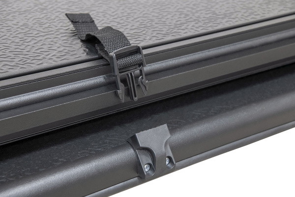 Крышка кузова Nissan Navara 2004-2015 трёхсекционная, алюминиевая, черная