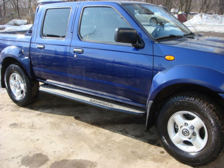 Пороги РИФ силовые Nissan NP300