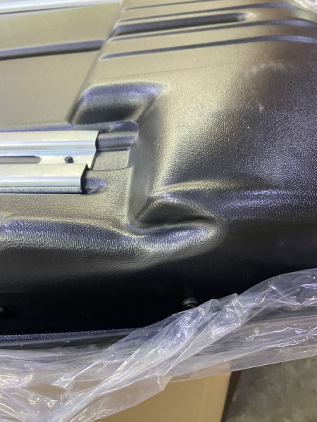 Бокс автомобильный на крышу Pentair COBRA 390L черный глянец, двусторонний (уценка)