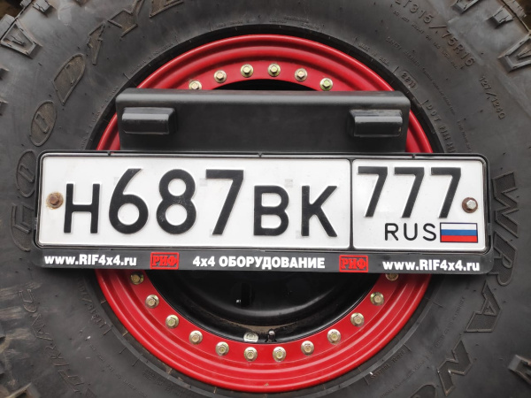 Бампер РИФ силовой задний Mitsubishi L200 2005-2015 (кузов 1350 мм) с квадратом под фаркоп, калиткой, подсветкой номера