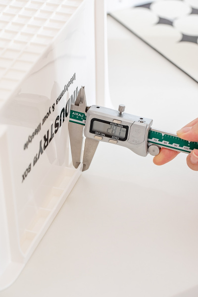 Контейнер IRIS для хранения, с крышкой, белый