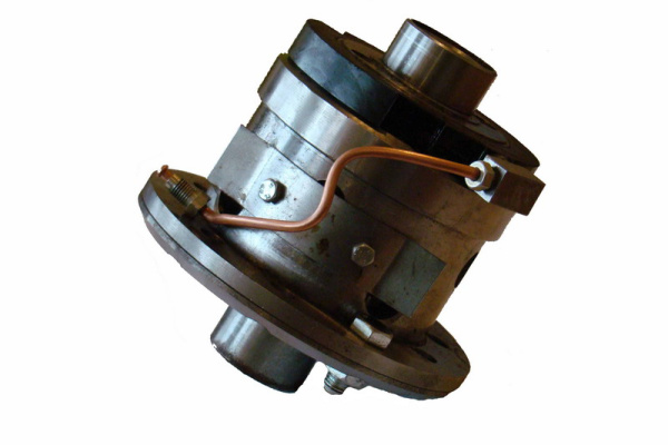 Дифференциал с пневматической блокировкой 