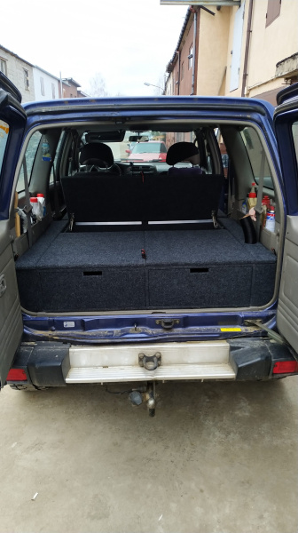 Органайзер для Nissan Patrol Y61 (2 выдв.ящика+спальник) Органайзер для Nissan Patrol Y61 (2 выдв.ящика+спальник)