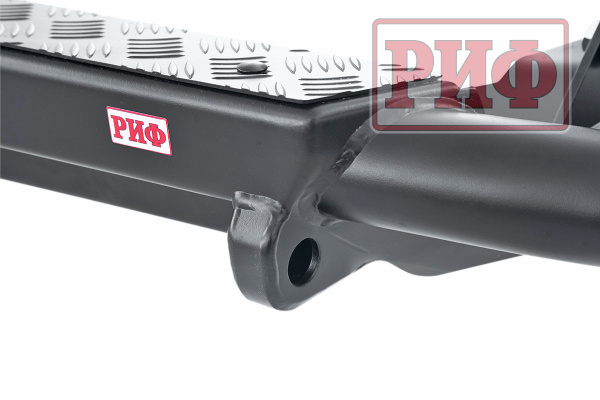 Бампер РИФ силовой задний Mitsubishi Pajero Sport 2015-2020 c квадратом под фаркоп