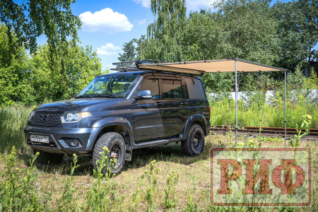 1.Маркиза автомобильная РИФ 2х2,5 м