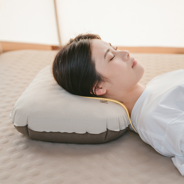 Подушка надувная Naturehike 52х32x12 см, бежевая