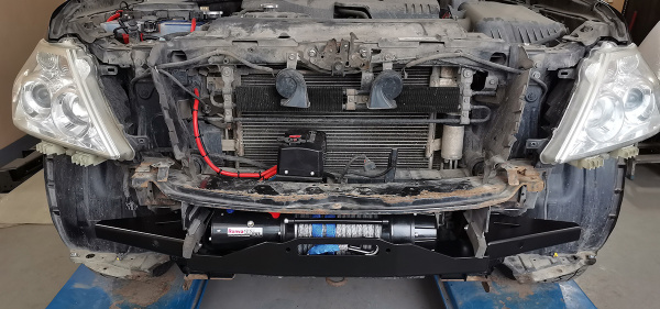 Площадка РИФ под лебёдку в штатный бампер Nissan Patrol Y62 2010+