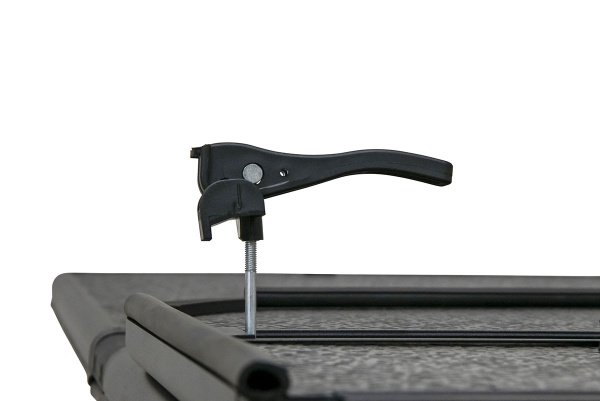 Крышка кузова Toyota Tundra 2014-2016 трёхсекционная, алюминиевая, черная (5,6 фута - 170,8 см)