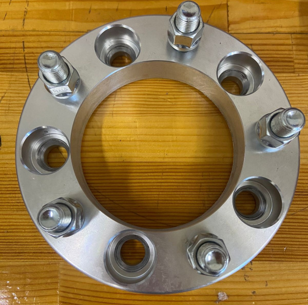 2 Проставки колесные РИФ 5x139,7, центр. отв. 108 мм, толщ. 30 мм, 14x1,5 (2 шт.) (уценка) 2 Проставки колесные РИФ 5x139,7, центр. отв. 108 мм, толщ. 30 мм, 14x1,5 (2 шт.) (уценка)